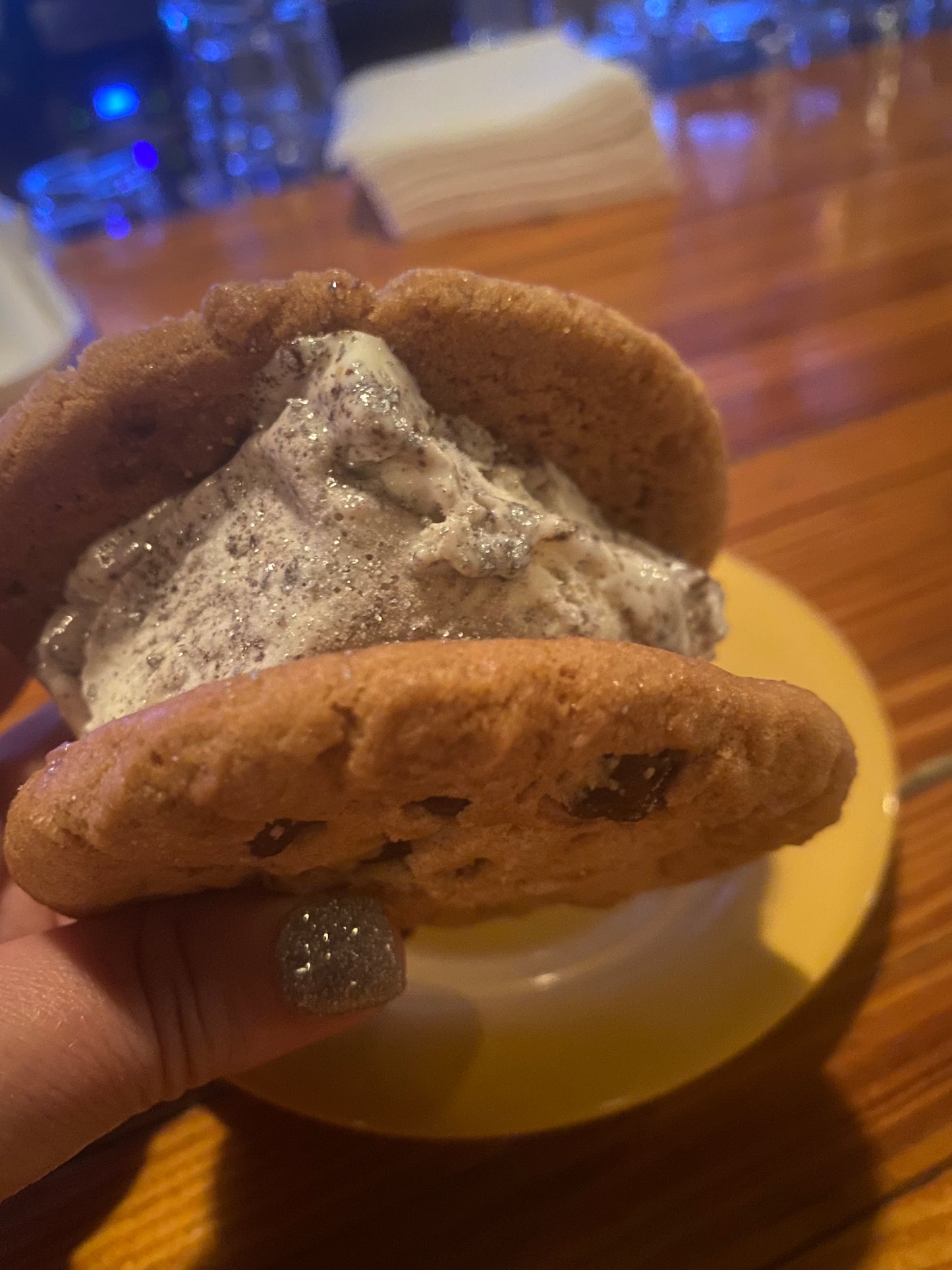 Delta 8 THC Edible Glitter